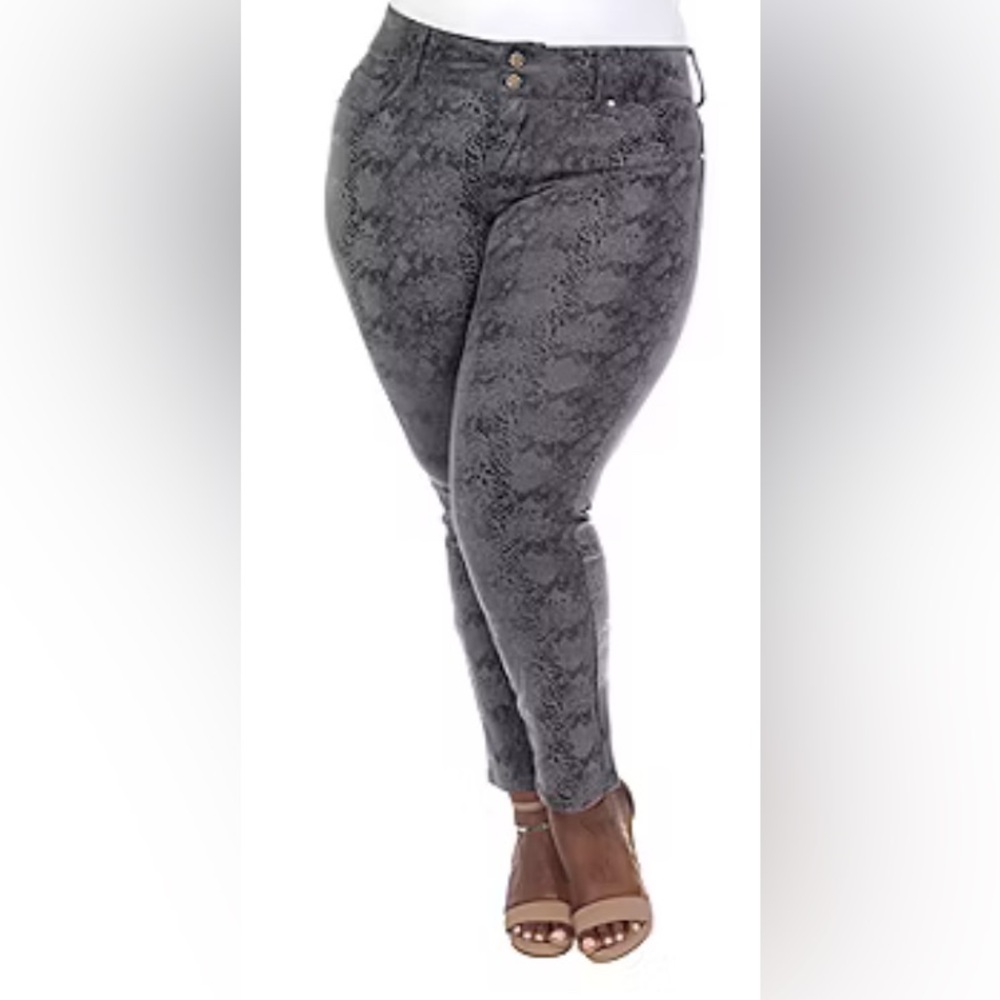 Gray Snakeskin Print Cropped Pants